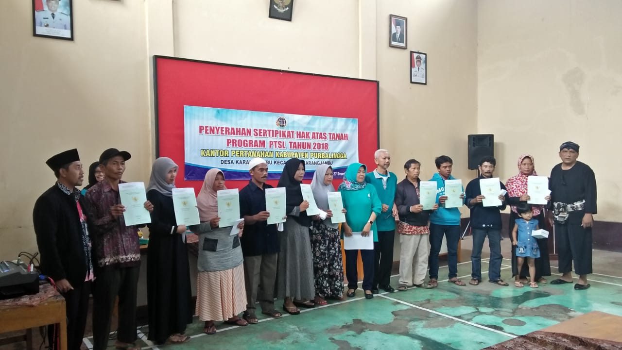 Pembagian Sertipikat PTSL 2018 Tahap I Desa Karangjambu